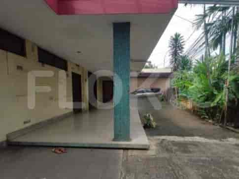 646 sqm, Land for Sale in Jl Raya Menteng, Menteng 2