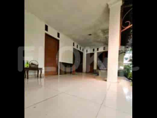 Dijual Rumah 3 BR, Luas 300 m2 di Komplek Pasar Minggu, Pasar Minggu - RHAS1b0 3