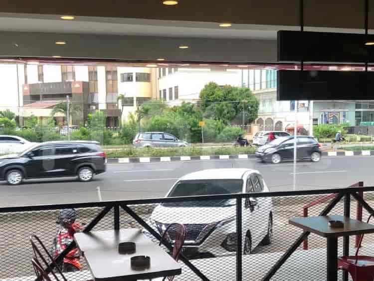 630 sqm, shophouse for rent in Jalan Boulevard Barat Raya, Kelapa Gading - RKR391 4