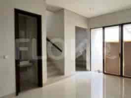 Dijual Rumah 3 BR, Luas 95 m2 di Cluster Prestigia The Eminent BSD, Tangerang - RHAS314 1