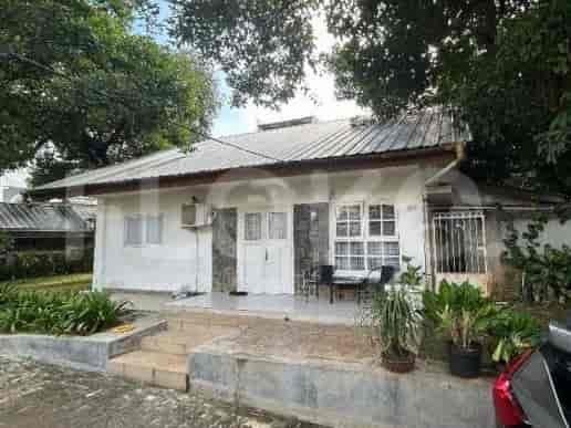 Disewakan Rumah 4 BR, Luas 129 m2 di Gandaria, Gandaria - RHAa88 1