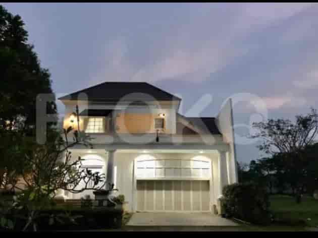 Disewakan Rumah 6 BR, Luas 350 m2 di Villa De Maja De Park - BSD, Tangerang - RHAaf9 1