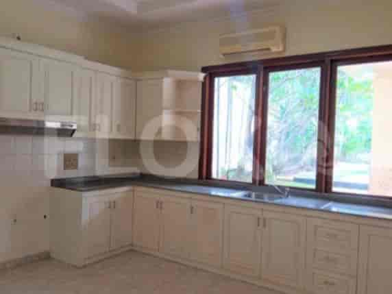 450 sqm, 5 BR house for rent in Jl. Kemang Selatan I, Kemang - RHAb4b 3