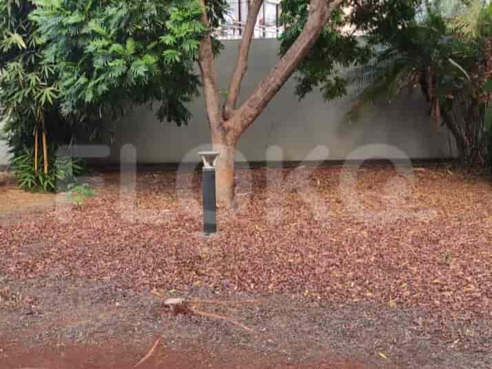 1077 sqm, Land for Sale in Jl Raya Kramat Jati, Kramat Jati 1