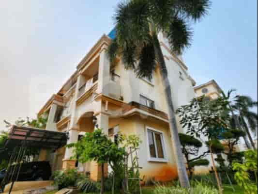 Dijual Rumah 4 BR, Luas 270 m2 di Mutiara Mediterania Residence, Pluit - RHAS3ed 1