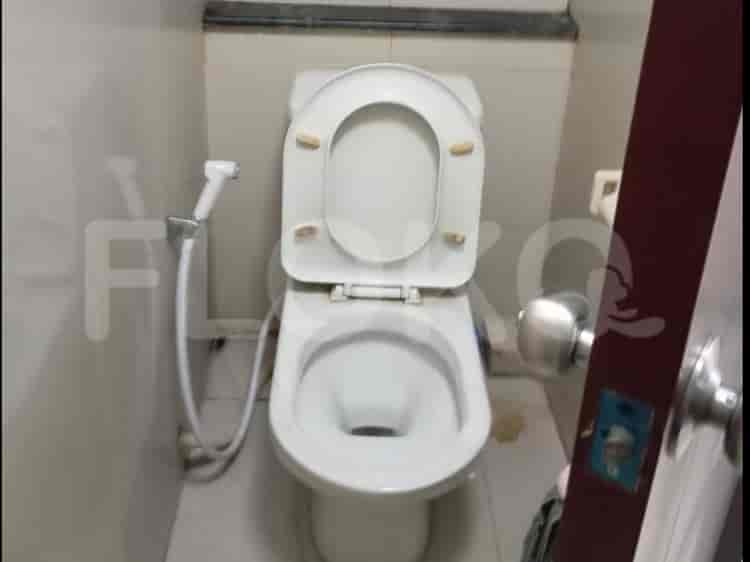 Tipe 2 Kamar Tidur di Lantai Rendah untuk disewakan di Taman Rasuna Apartemen - fku6f4 5