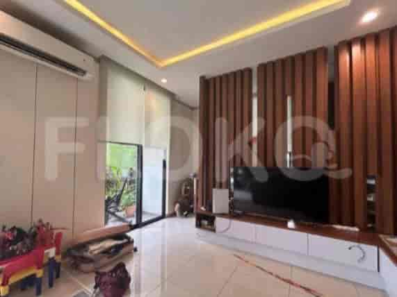 Dijual Rumah 3 BR, Luas 200 m2 di Serenia Hills Cluster Quantum, Lebak Bulus - RHASab6 2