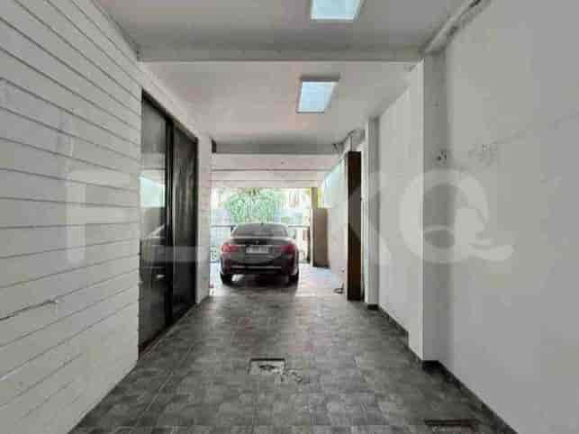 450 sqm, 4 BR house for rent in Jalan RS. Fatmawati Raya, Cilandak - RHA76c 4