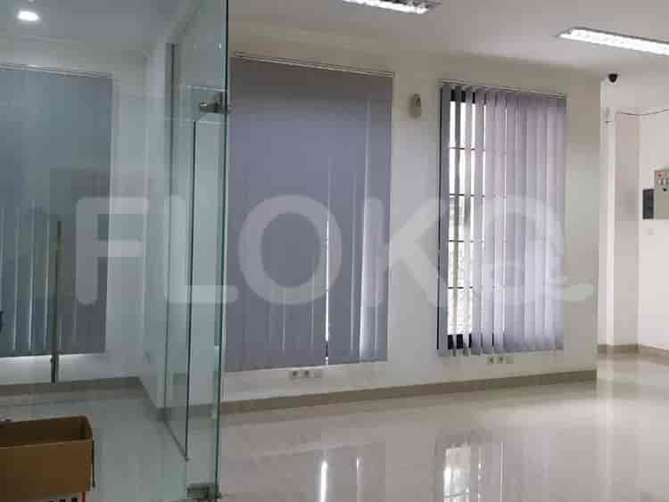 Dijual Ruko Luas 540 m2 di Gading Putih Raya, Kelapa Gading - RKSa7e 2