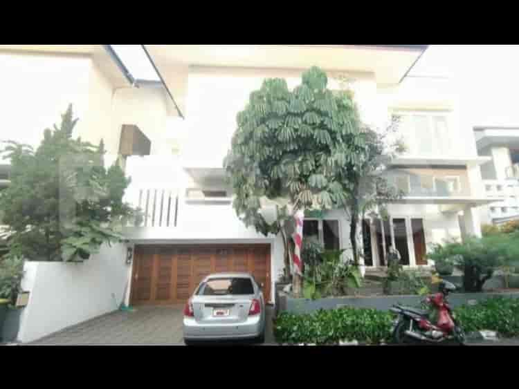 420 sqm, 4 BR house for rent in Pejaten Barat near to Kemang, Pejaten - RHA0f7 1