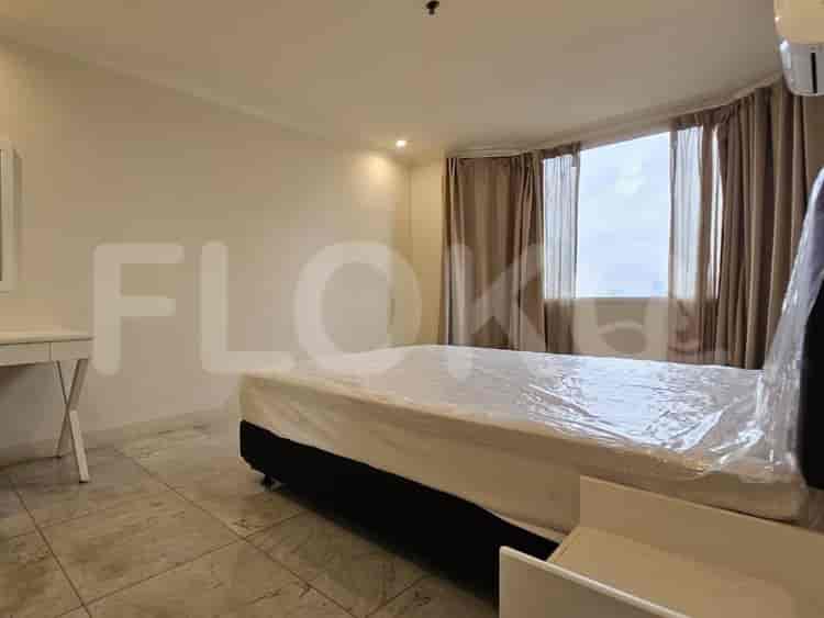 2 Bedroom on Middle Floor for Rent in Simprug Indah - fsi6fb 2