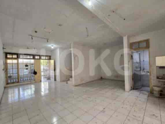 170 sqm, 2 BR house for sale in Taman Ratu, Kebon Jeruk - RHASf9d 3