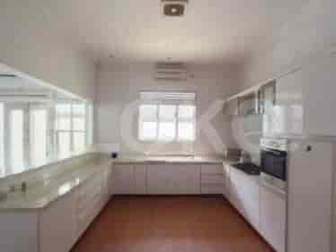 RHASa9c, Rumah Lantai 1 di Kemang Dijual | Carport 4 Mobil 3