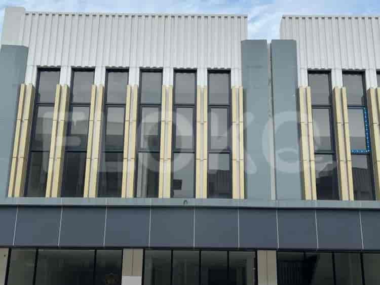 348 sqm, shophouse for sale in Kota Wisata, Cibubur - RKS40e 1