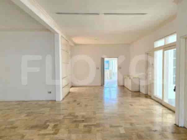 Dijual Rumah 2 BR, Luas 180 m2 di Pondok Indah - Jakarta Selatan, Pondok Indah - RHASb99 3