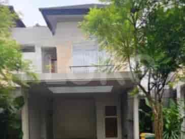 Dijual Rumah 3 BR, Luas 136 m2 di Serenia Hills, Lebak Bulus - RHAS761 1