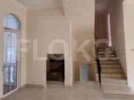Disewakan Rumah 3 BR, Luas 150 m2 di Green Lake City, Cengkareng - RHA7dd 2
