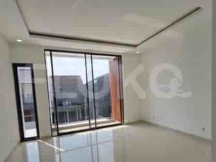 Dijual Rumah 4 BR, Luas 160 m2 di Perumahan Metland Puri, Tangerang - RHAS695 4