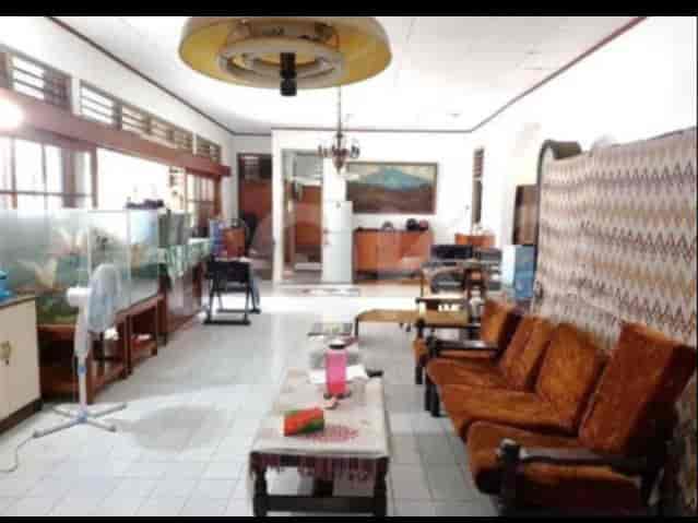 Dijual Rumah 4 BR, Luas 350 m2 di Komplek Mahkamah Agung, Pejaten - RHASf0d 2
