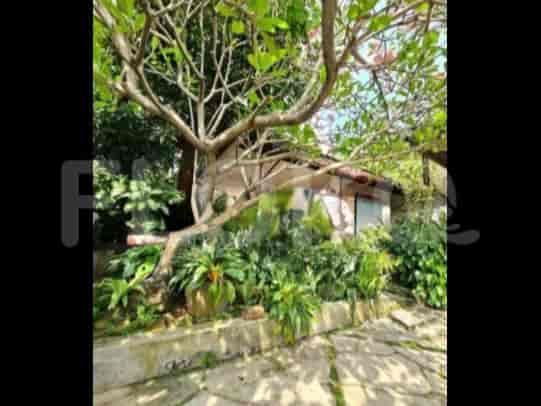 Dijual Rumah 3 BR, Luas 300 m2 di Komplek Pasar Minggu, Pasar Minggu - RHAS1b0 1