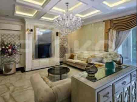 RHASee7 | Rumah di Tangerang Dijual dengan 2 Lantai & Carport 2
