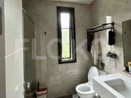 RHAScdf, 3 Floors House for Sale in Alam Sutera | 5BR with Carport 5