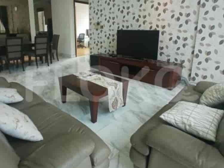 3 Bedroom on Low Floor for Rent in The Peak Apartment - fsu37c 1