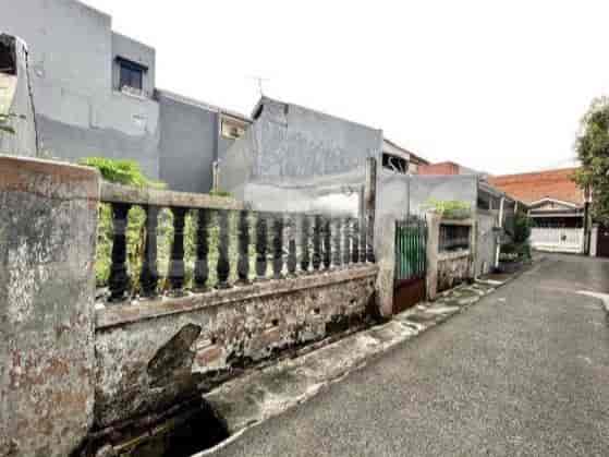 135 sqm, Land for Sale in Jl Raya Tebet Timur , Tebet 3