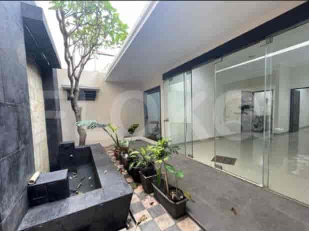 Disewakan Rumah 3 BR, Luas 200 m2 di Kebayoran Baru, Gandaria - RHAeca 6