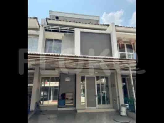 Dijual Rumah 3 BR, Luas 110 m2 di Golf Lake Residence, Cengkareng - RHASed8 1