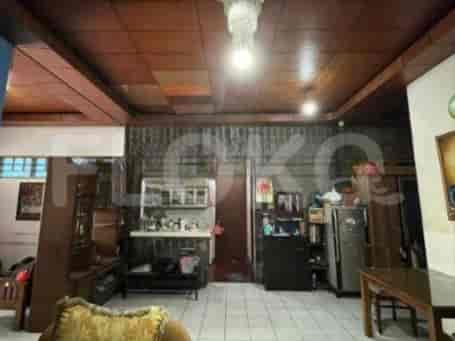 Dijual Rumah 3 BR, Luas 210 m2 di Jalan Teluk Buyung Marga Mulya, Bekasi Utara - RHASca3 4