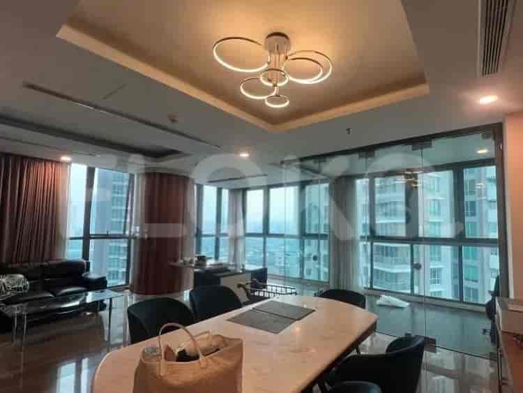Tipe 3 Kamar Tidur di Lantai Rendah untuk disewakan di Kemang Village Residence - fke2df 1