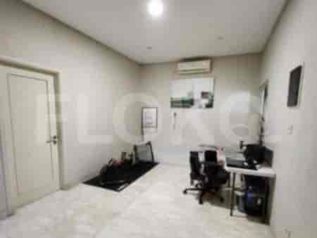 Dijual Rumah 3 BR, Luas 400 m2 di Cluster Crown Golf, Penjaringan - RHAS45c 2