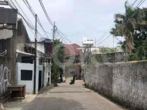 1200 sqm, Land for Sale in Jl Kebayoran Lama, Teuku Nyak Arief 3