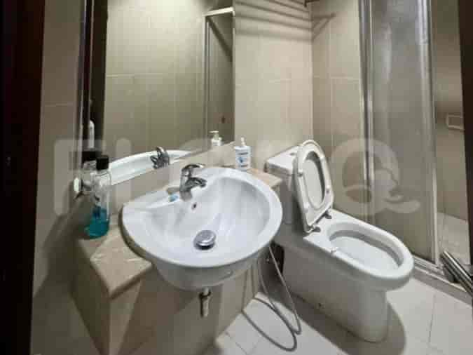 Stunning 1-Bedroom Apartment for Sale - APAd377f, Middle Floor, Kuningan City 4