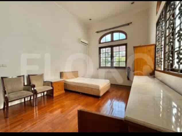 700 sqm, 4 BR house for rent in Komplek Menteng, Menteng - RHA3c3 3