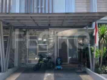 RHAS471 | House for Sale in Cakung with 2 Floors & Furnished 1