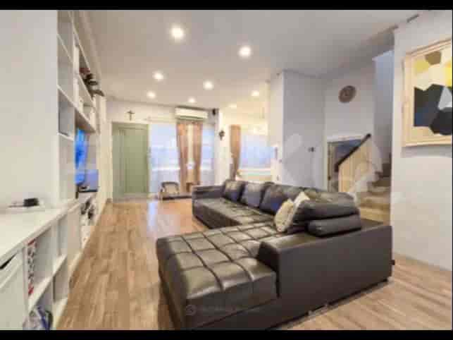 RHASd1c, 2 Floors House in Puri Indah for Sale | Modern Furnished 2