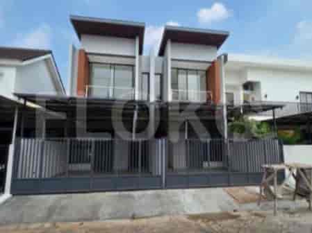 Dijual Rumah 4 BR, Luas 160 m2 di Perumahan Metland Puri, Tangerang - RHAS695 1