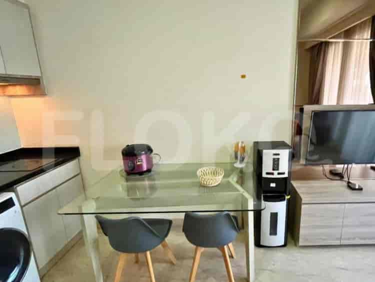 2 Bedroom on Middle Floor for Rent in Menteng Park - fmeac7 3
