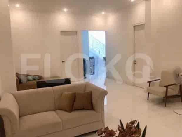 Dijual Rumah 3 BR, Luas 290 m2 di Gandaria, Gandaria - RHAS362 2
