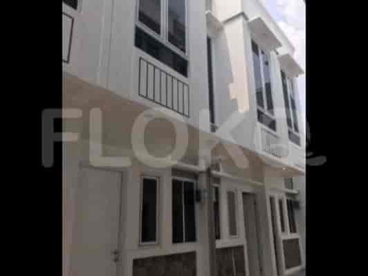 Dijual Rumah 2 BR, Luas 41 m2 di Komplek Kemayoran, Kemayoran - RHASe5c 2