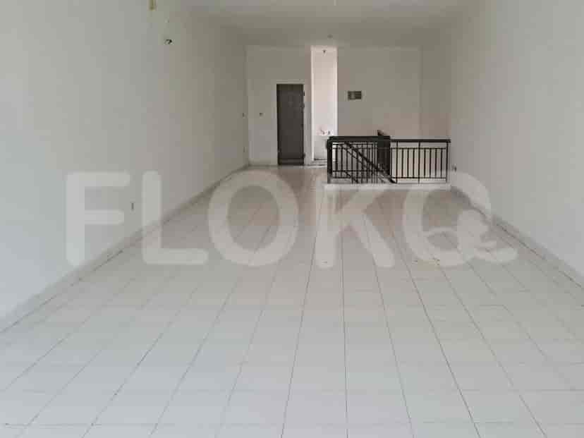 212 sqm, shophouse for rent in Jalan Pegangsaan Dua, Kelapa Gading 4