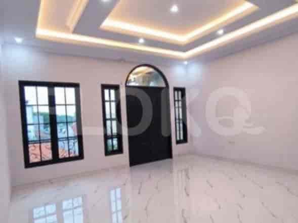 Dijual Rumah 3 BR, Luas 220 m2 di Pasar Minggu Area, Pasar Minggu - RHAS698 1