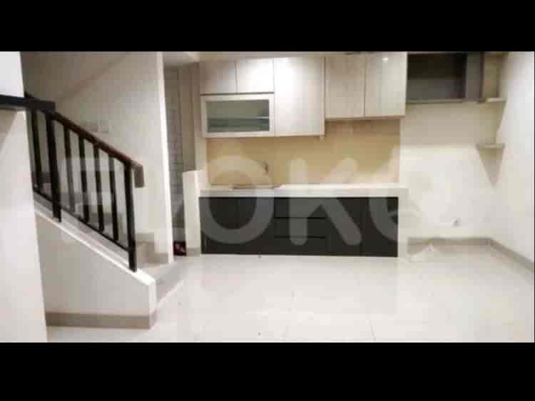 Dijual Rumah 3 BR, Luas 73 m2 di Cluster Thomson - Gading Serpong, Tangerang - RHAS60d 2