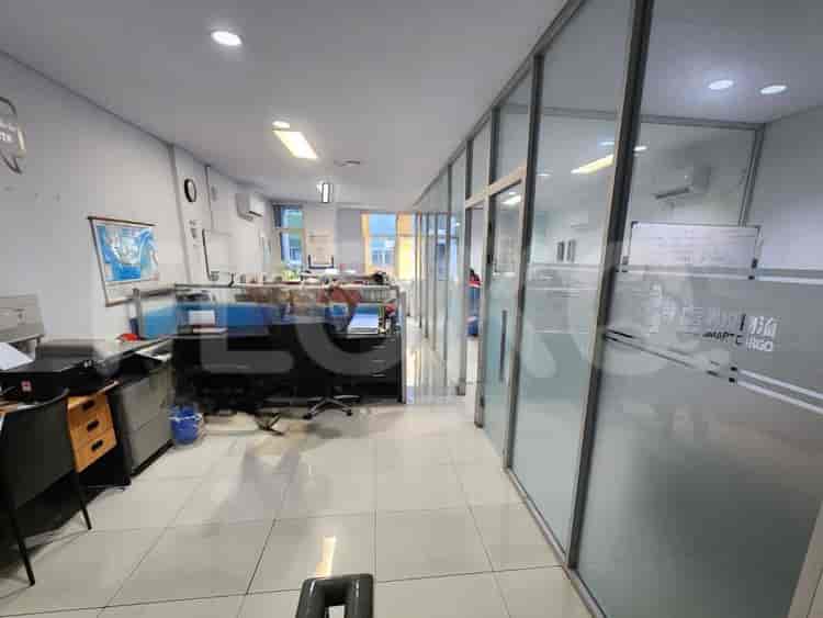 375 sqm, shophouse for rent in Jalan Kirana Avenue, Kelapa Gading - RKR123 4