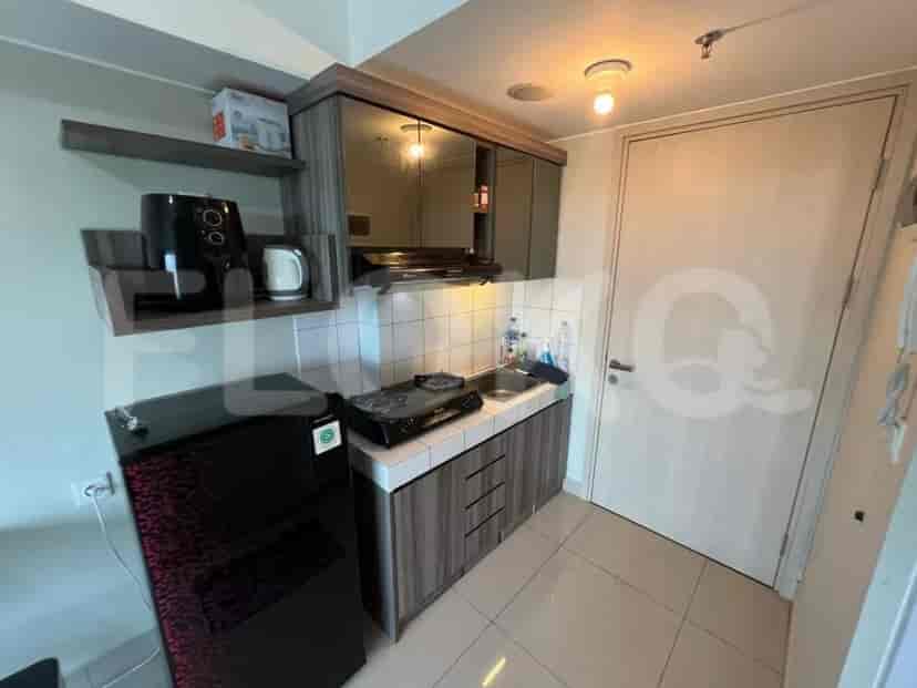 APAa0bf3 10th Floor | Furnished 1BR Apartment, Bekasi Utara 5