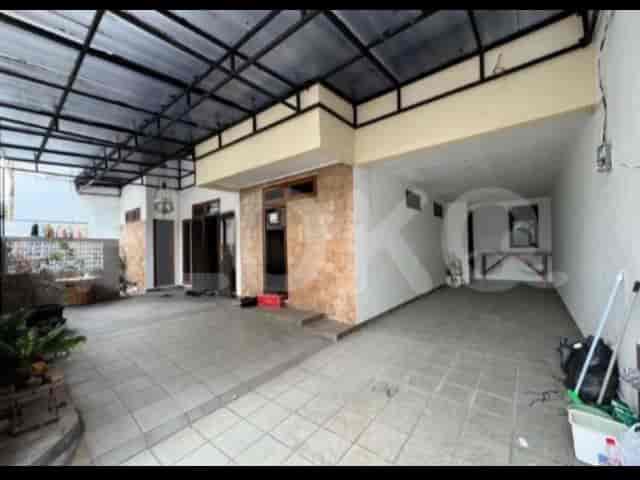 RHAS4f2 | House in Kebon Jeruk for Sale with 5BR & 2 Floors 1