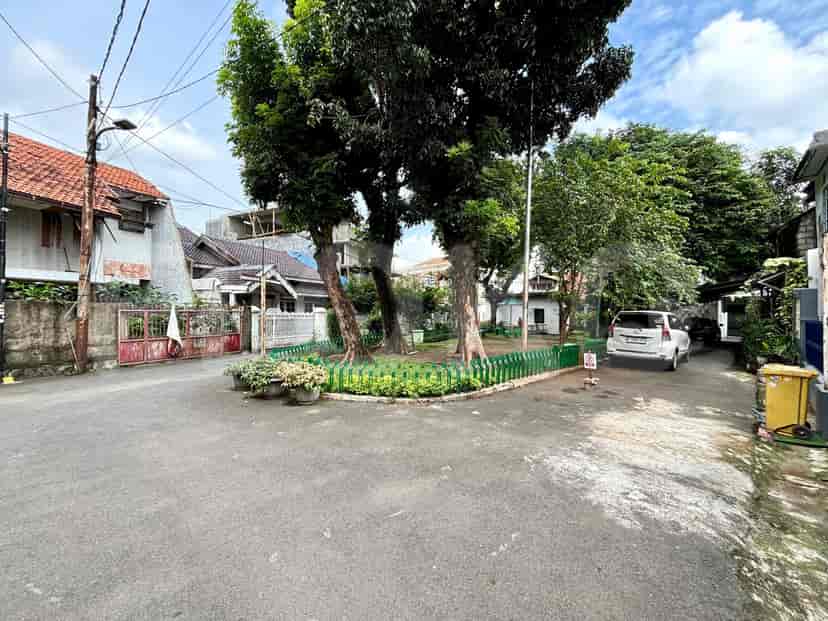 Dijual Tanah Luas 102 m2 di Jl Raya Tebet, Tebet 4
