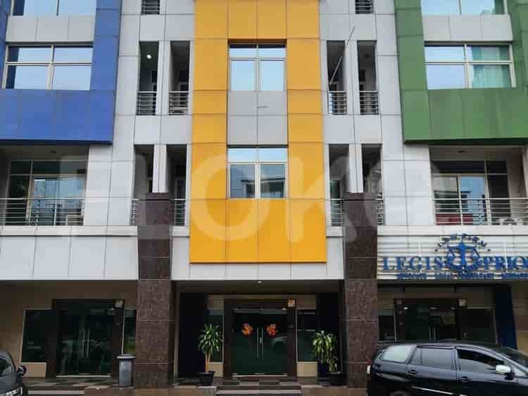375 sqm, shophouse for rent in Jalan Kirana Avenue, Kelapa Gading - RKR123 1